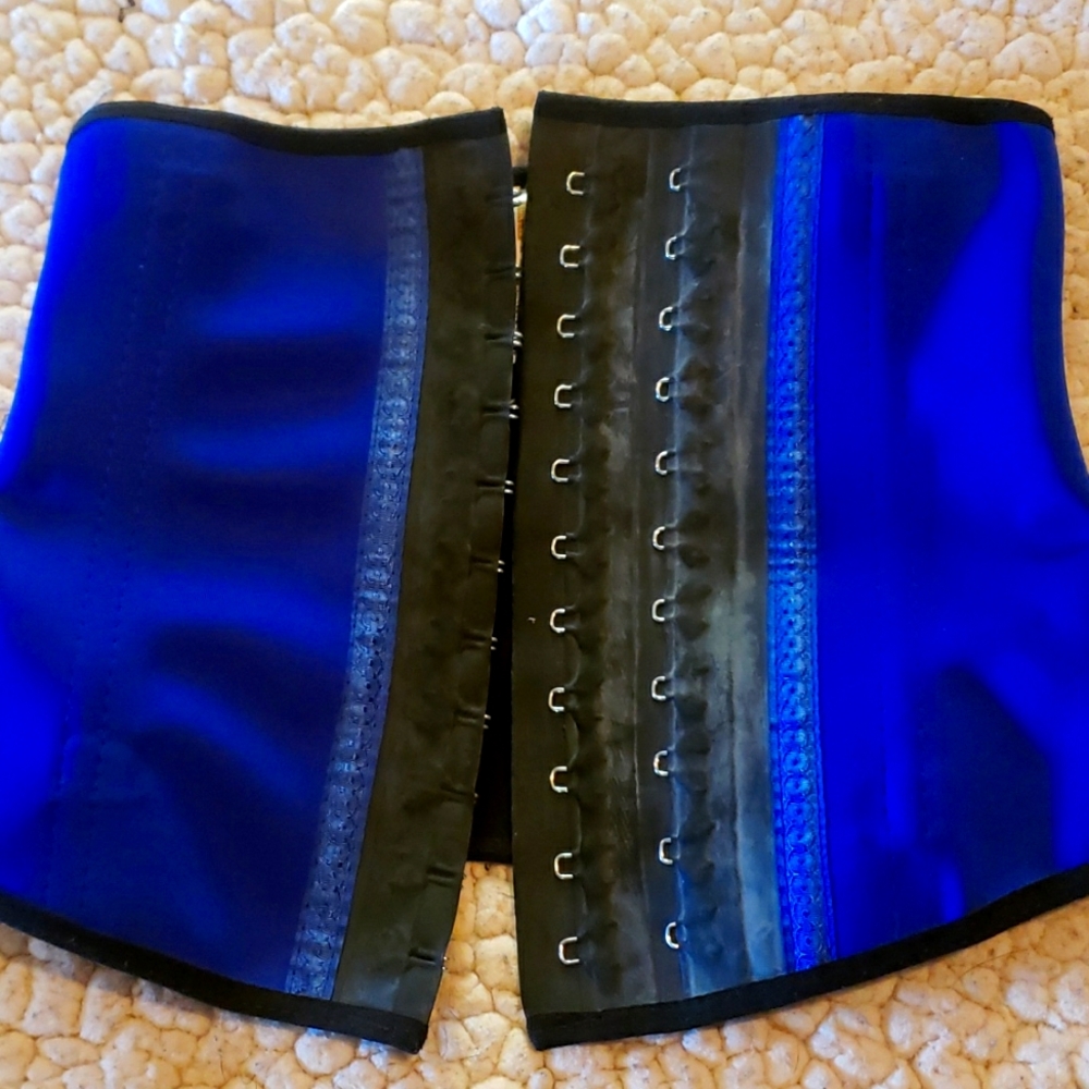 Latex shapewear
